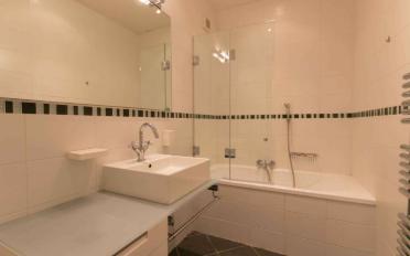 Apartment 5.5 rooms - image - 11