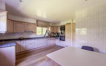 Single house 8.5 rooms - image - 4