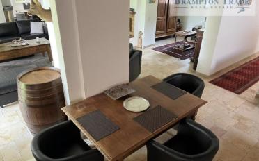 Villa 8 rooms - image - 11
