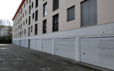 offener Parkplatz - image - 1