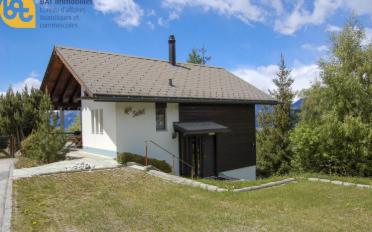 Chalet 5.5 rooms - image - 1