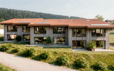 Doppeleinfamilienhaus 4.5 Zimmer - image - 1