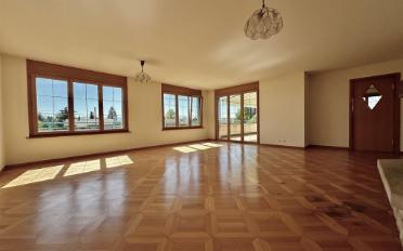 Villa 8.5 pièces - image - 1