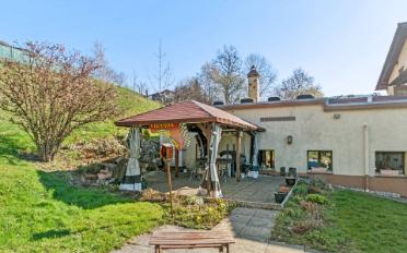 Einfamilienhaus 10.5 Zimmer - image - 8