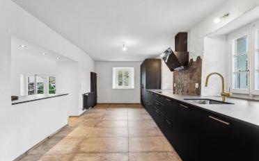Doppeleinfamilienhaus 7.5 Zimmer - image - 4