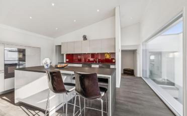 Einfamilienhaus 7.5 Zimmer - image - 4