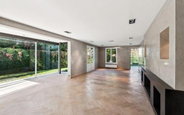 Maison 9 pièces - image - 4