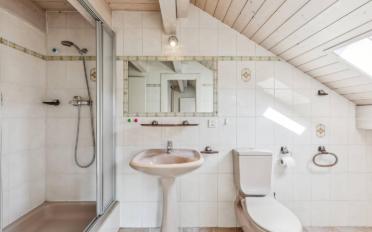 Single house 8 rooms - image - 13