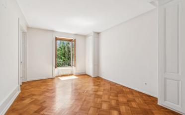 Apartment 6 rooms - image - 2
