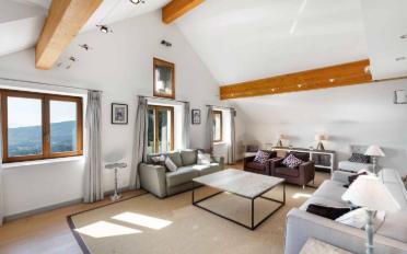Villa 7.5 pièces - image - 4