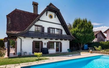 Villa 7.5 pièces - image - 1