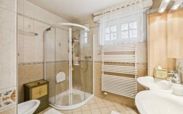 Single house 12 rooms - image - 13