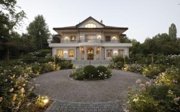 Maison 15 pièces - image - 1