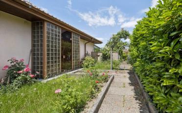 Einfamilienhaus 8.5 Zimmer - image - 2