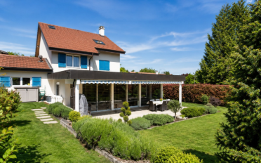 Villa 7.5 pièces - image - 1