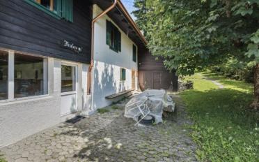 Single house 15 rooms - image - 4