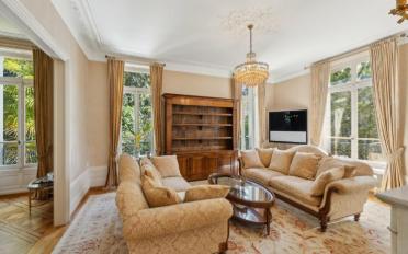 Single house 10 rooms - image - 6