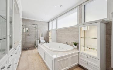 Maison 20 pièces - image - 12