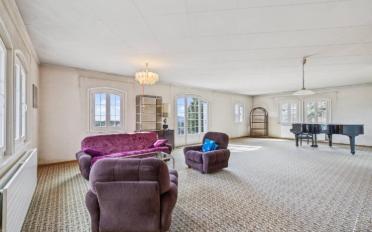 Single house 8.5 rooms - image - 12