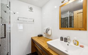 Chalet 5.5 rooms - image - 8