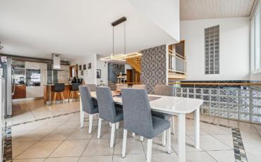 Einfamilienhaus 8.5 Zimmer - image - 3