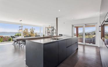 Villa 5.5 Zimmer - image - 1