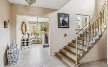 Single house 8 rooms - image - 13