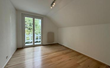 Doppeleinfamilienhaus 6.5 Zimmer - image - 11