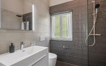 Chalet 5.5 pièces - image - 11
