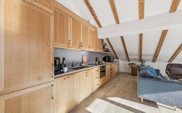 Apartment 4 rooms - image - 8
