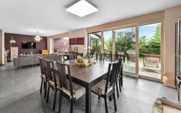 Single house 6 rooms - image - 3