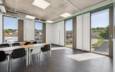 Office - image - 6