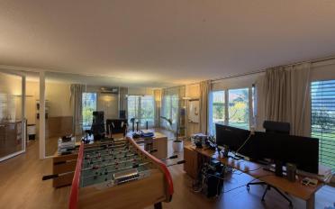 Bureau - image - 4