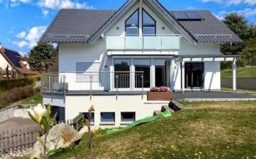 Villa - image - 1