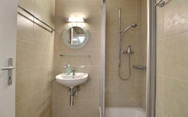 Apartment - image - 12