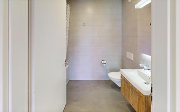 Furnished flat 4 rooms - image - 10