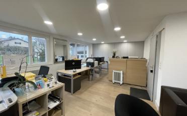Bureau - image - 1