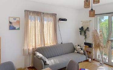 Apartment 4 rooms - image - 2