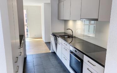 Wohnung 4.5 Zimmer - image - 4