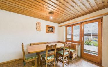 Einfamilienhaus 8.5 Zimmer - image - 1