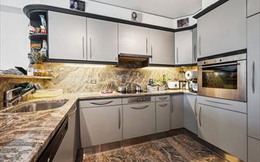Wohnung 4.5 Zimmer - image - 2