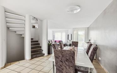Reihenfamilienhaus 4.5 Zimmer - image - 3