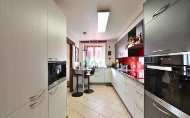 Single house 8.5 rooms - image - 4
