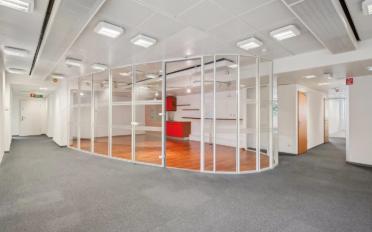 Bureau - image - 12