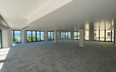 Office - image - 4