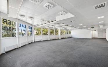 Bureau - image - 7