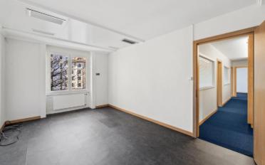 Bureau - image - 11