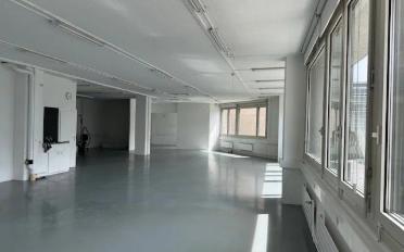 Office - image - 7