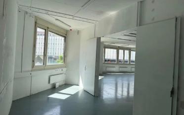 Office - image - 8