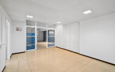 Bureau - image - 3